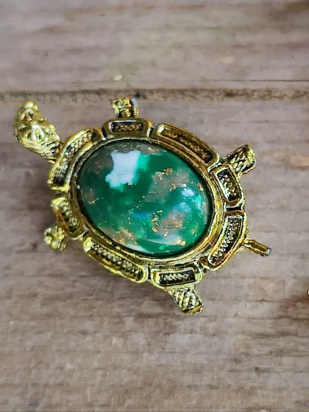 🐢 Free Vintage Signed Turtle Brooches